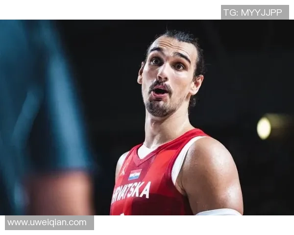 深圳足球俱乐部核心球星闪耀赛场引领球队再创辉煌征程 深圳足球俱乐部核心球星闪耀赛场引领球队再创辉煌征程